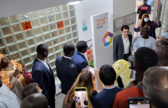 Technologie et innovation – Orange ouvre un site à Dakar pour aider les entreprises à appréhender les opportunités de la 5G